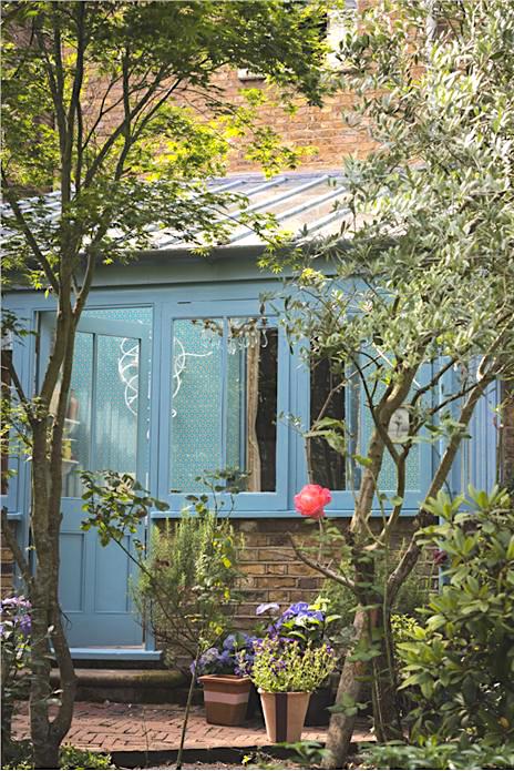 Inspiration von Farrow & Ball: Dix Blue Exterior Eggshell